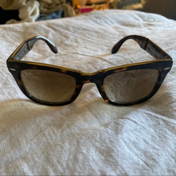 Ray-Ban folding sunglasses - Picture 3 of 7